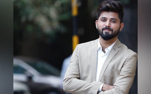 Mahagram is celebrating Azadi ka Amrit Mahotsav by offering door-to-door banking services